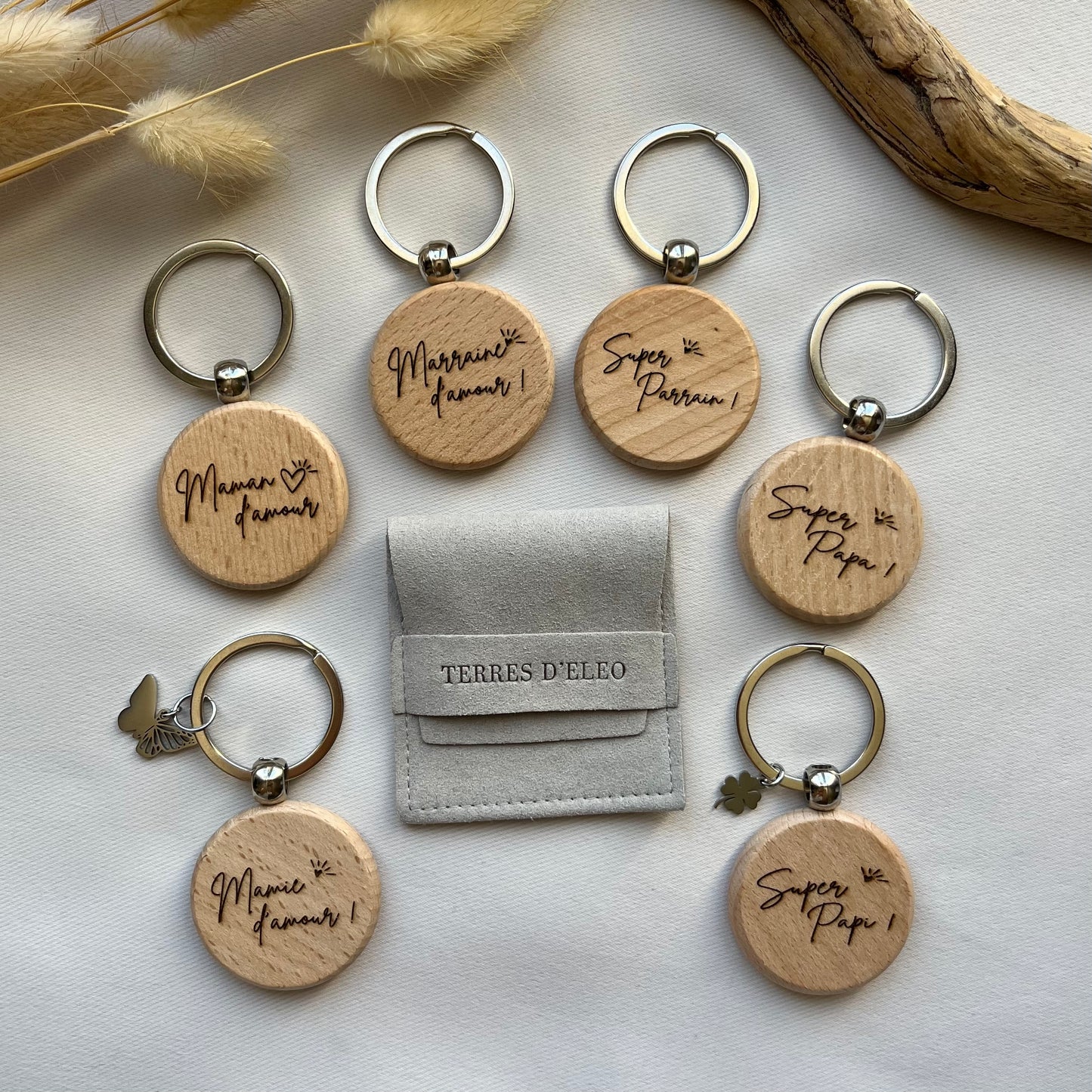 Porte-clés en bois gravé