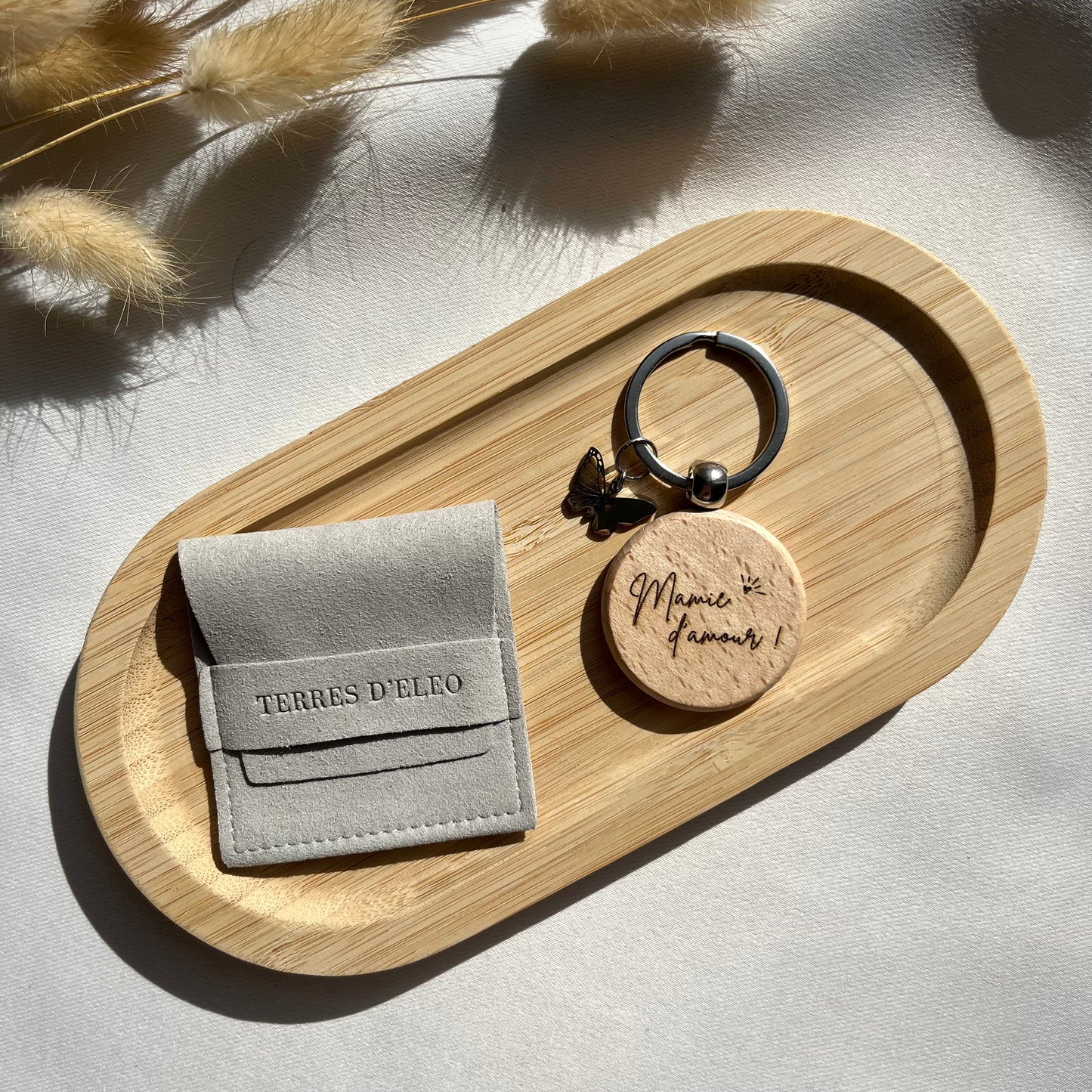 Porte-clés en bois gravé