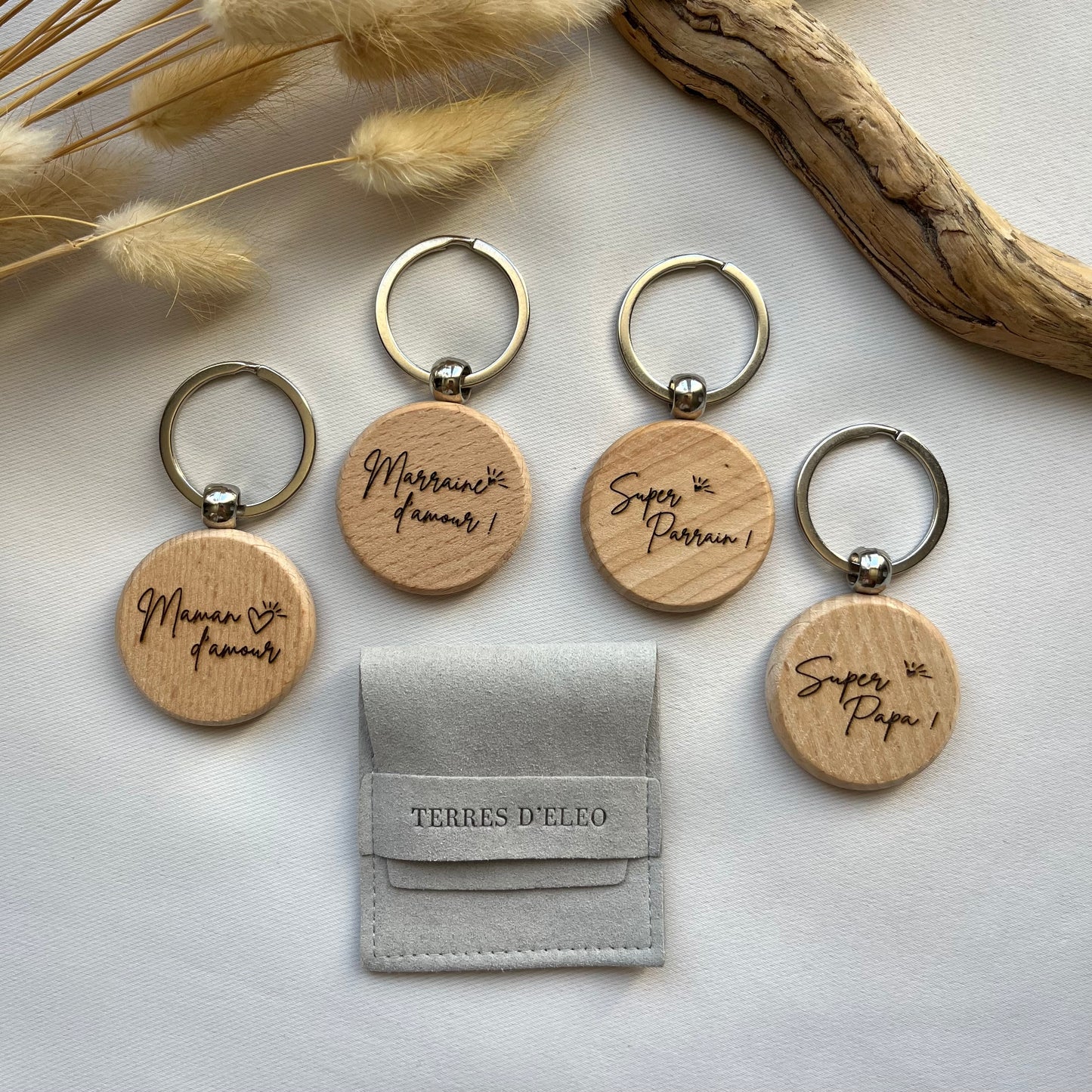 Porte-clés en bois gravé