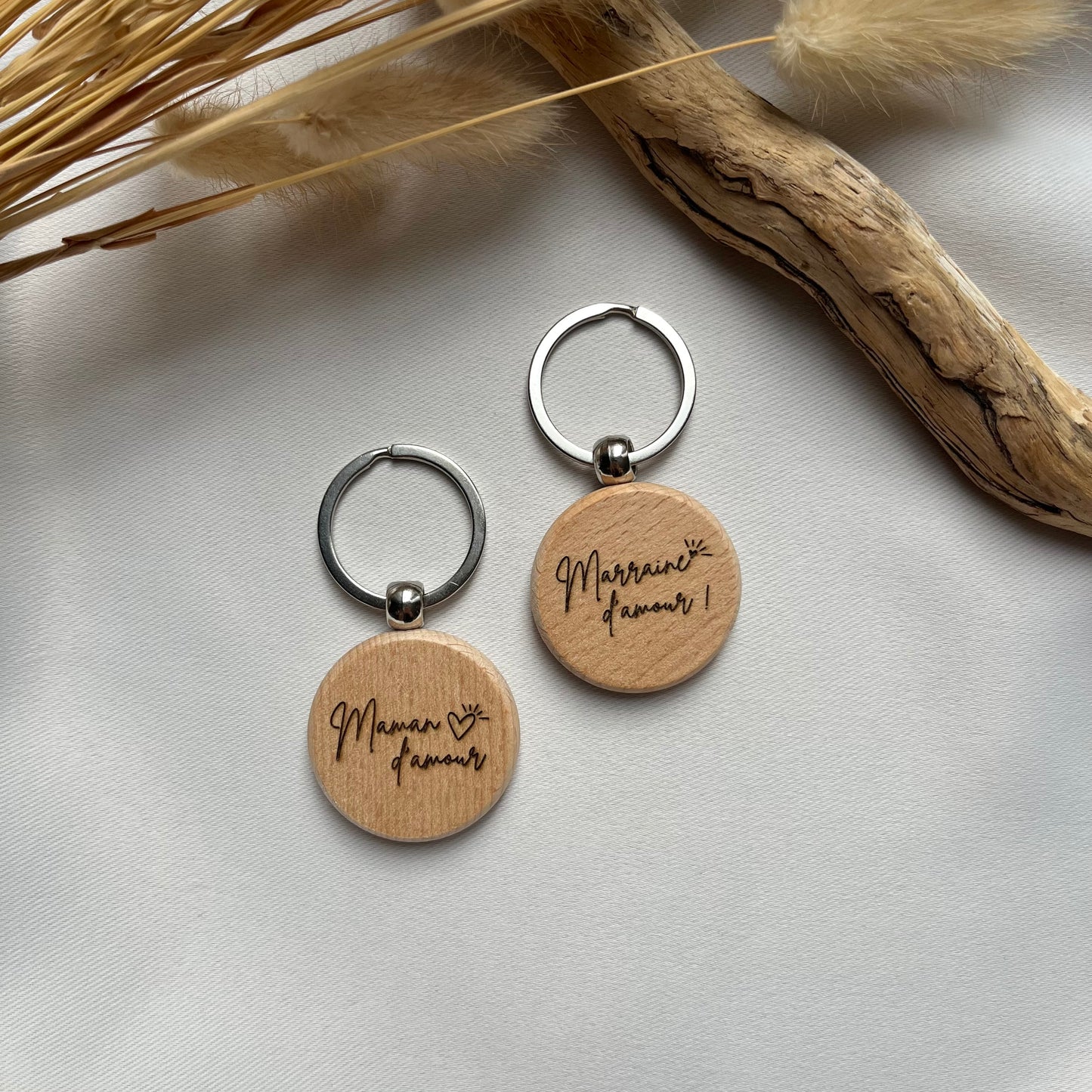 Porte-clés en bois gravé